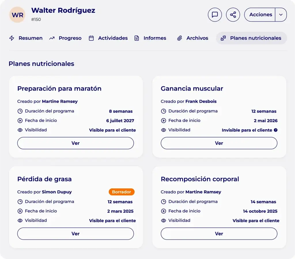 Expediente de cliente Hexfit con lista de planes nutricionales (preparación de maratón, aumento de masa, pérdida de grasa, recomposición corporal), visibilidad y estado