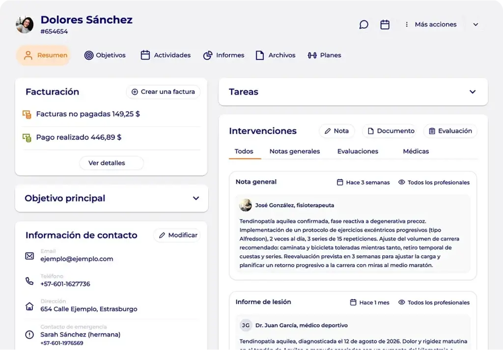 Ficha de cliente en Hexfit que muestra la facturación (facturas pendientes, pagos realizados) junto al seguimiento y las notas de intervención del médico deportivo y del fisioterapeuta por una tendinopatía de Aquiles